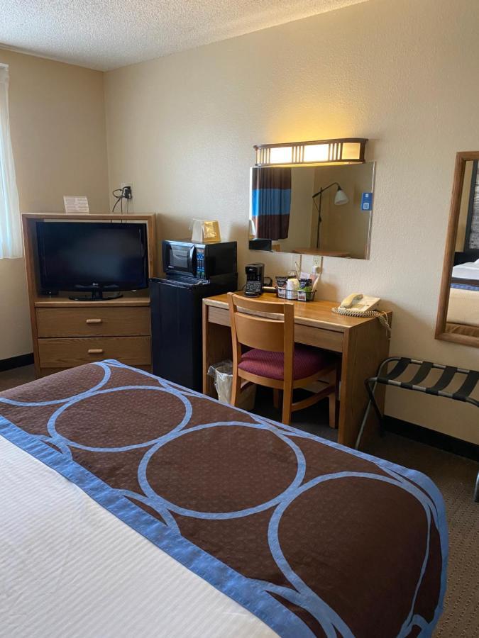 Motel Super 8 By Wyndham