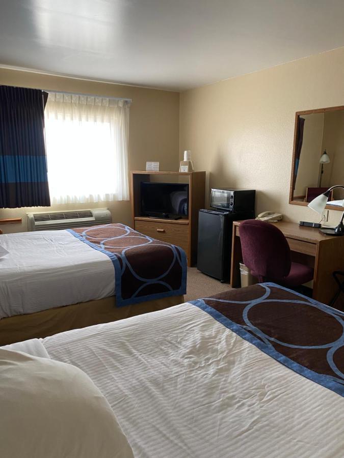 Super 8 By Wyndham