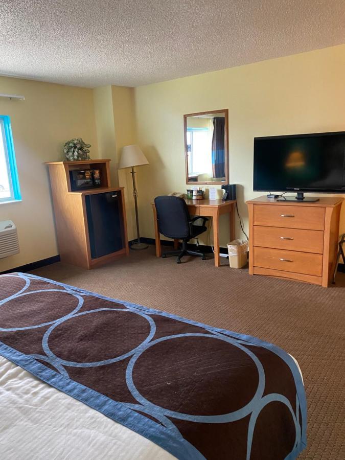 Super 8 By Wyndham Ogallala