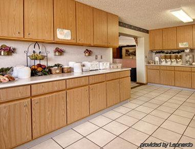 Super 8 By Wyndham 3*