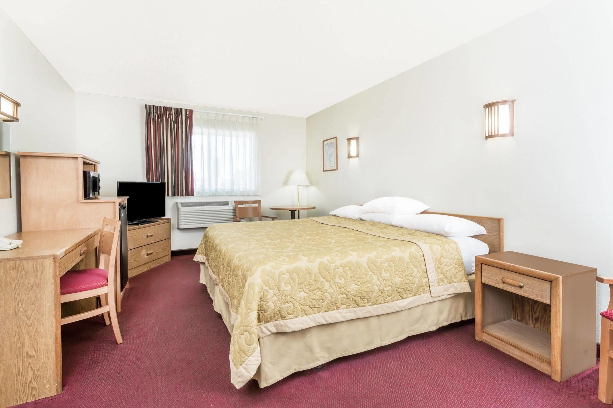 Motel Super 8 By Wyndham